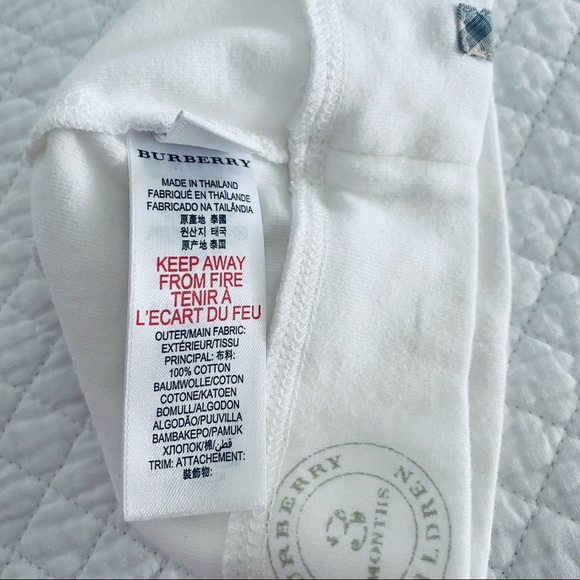 SOLD Burberry Baby Hat Size 3M - Picture 5 of 6